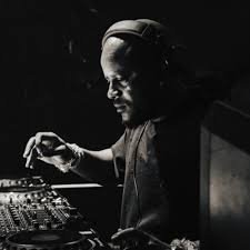 Kabza De Small – Flying Fish Goodbye Summer (Amapiano Mix) Kabza De Small – Flying Fish Goodbye Summer (Amapiano Mix)