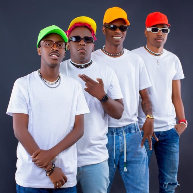 Os Moikanos – Angola Há Festa (Hino)